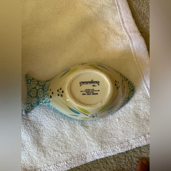 Temp-Tations presentable, Old World
Oceanfetti 3 fish severing bowl set - Picture 6 of 10